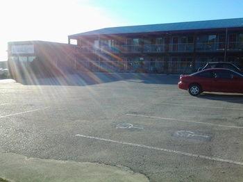 Island View Motel