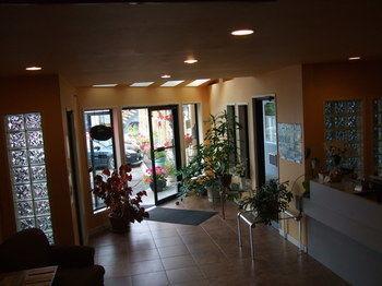 Island View Motel 2*