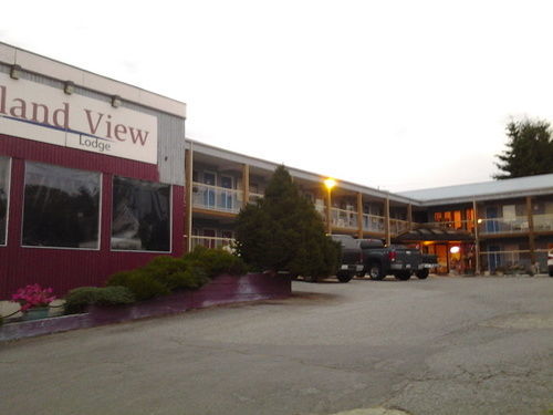 Island View 2* Powell River