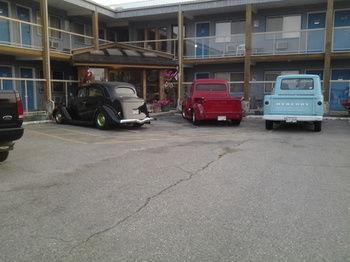 Island View Motel 2*